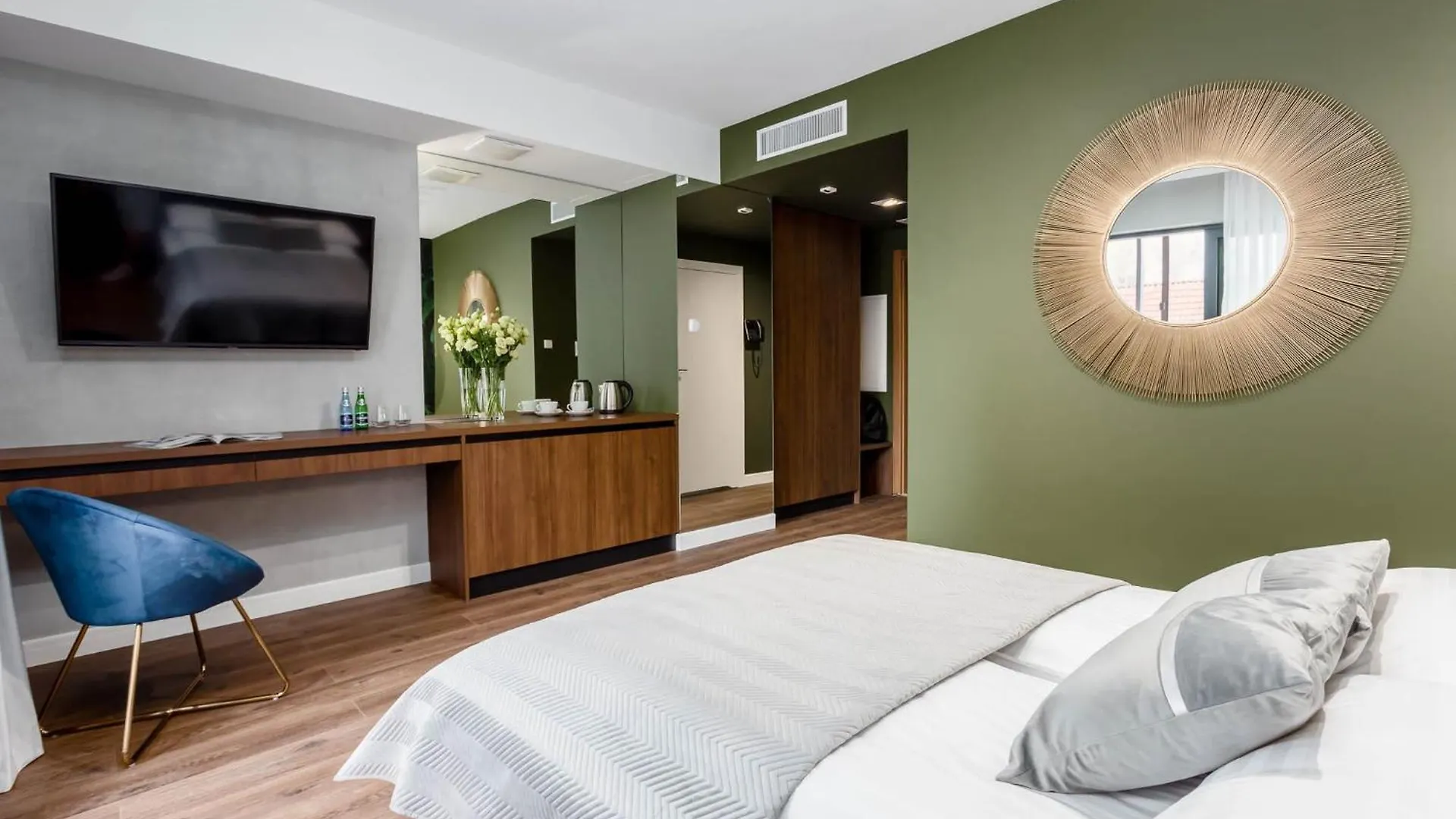 Apartment Deo Plaza - Apartamenty W Sercu Gdanska By Rent Like Home