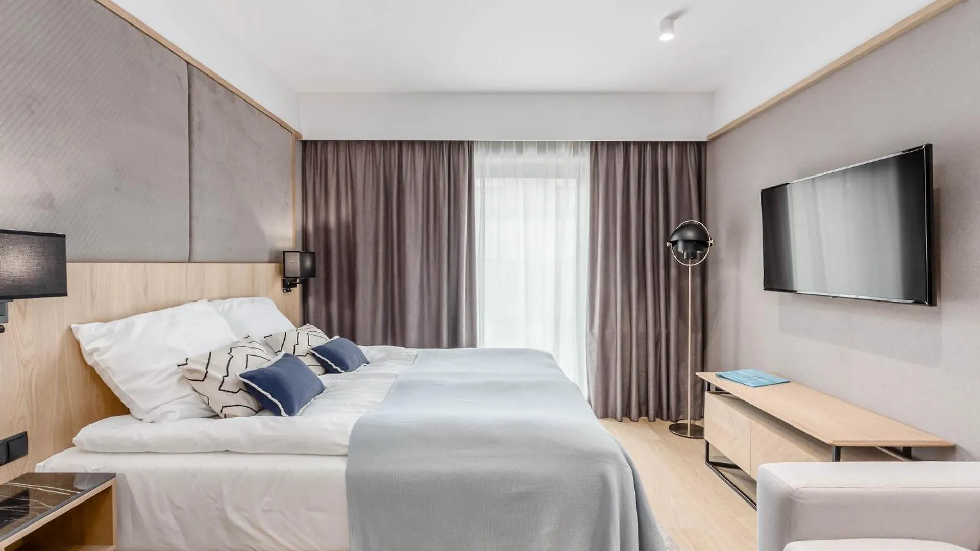 Deo Plaza - Apartamenty W Sercu Gdanska By Rent Like Home