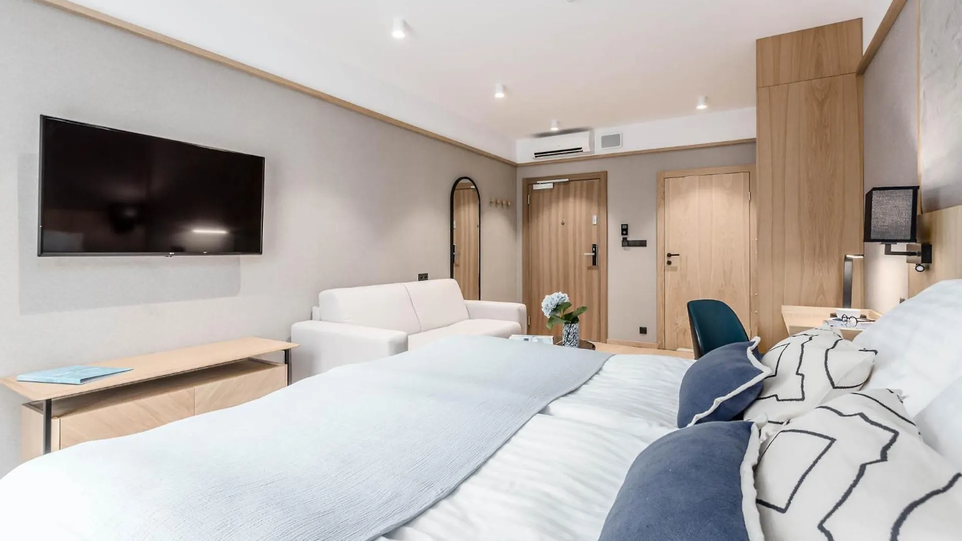 Deo Plaza - Apartamenty W Sercu Gdanska By Rent Like Home غدانسك