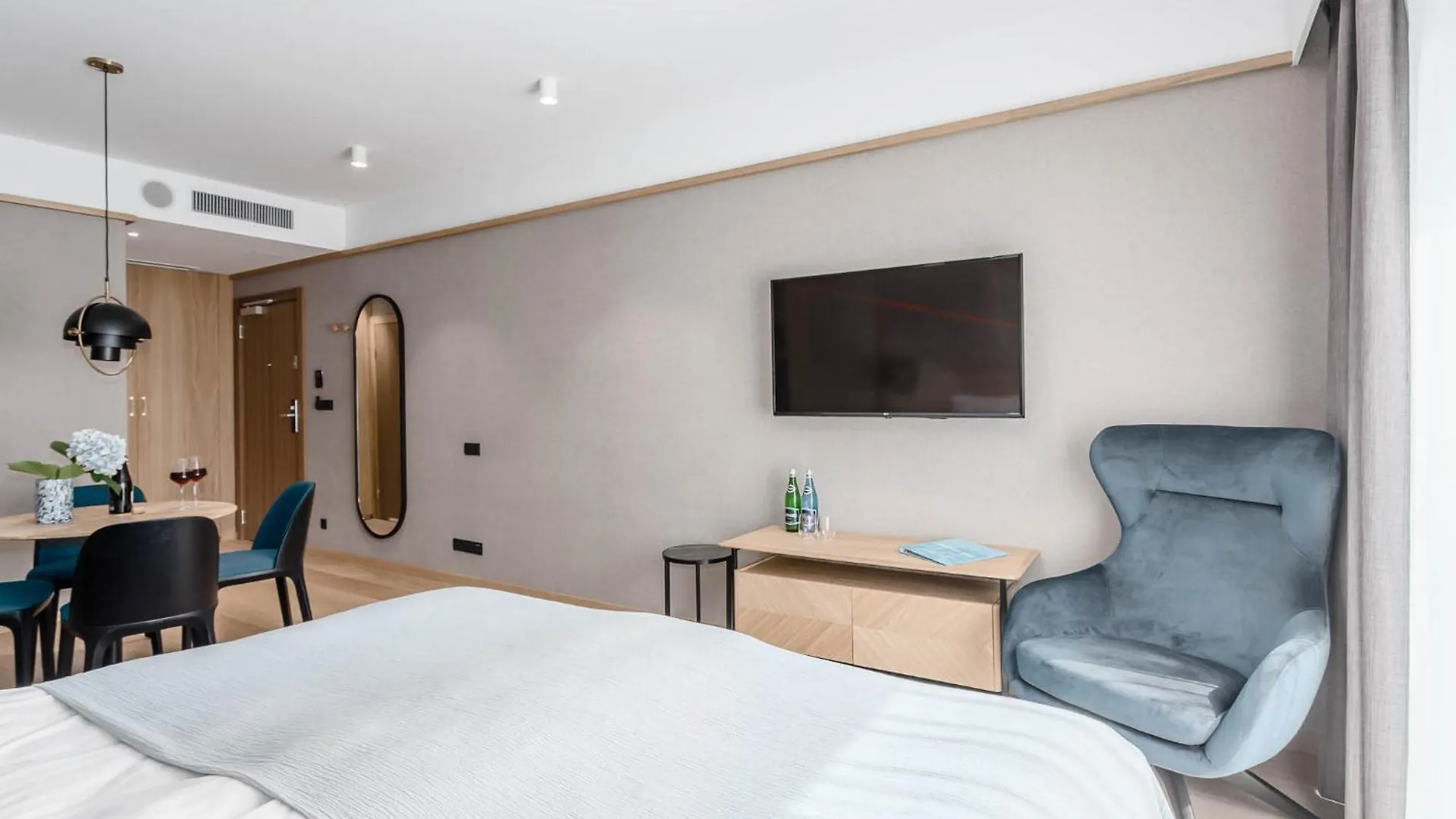 Deo Plaza - Apartamenty W Sercu Gdanska By Rent Like Home بولندا
