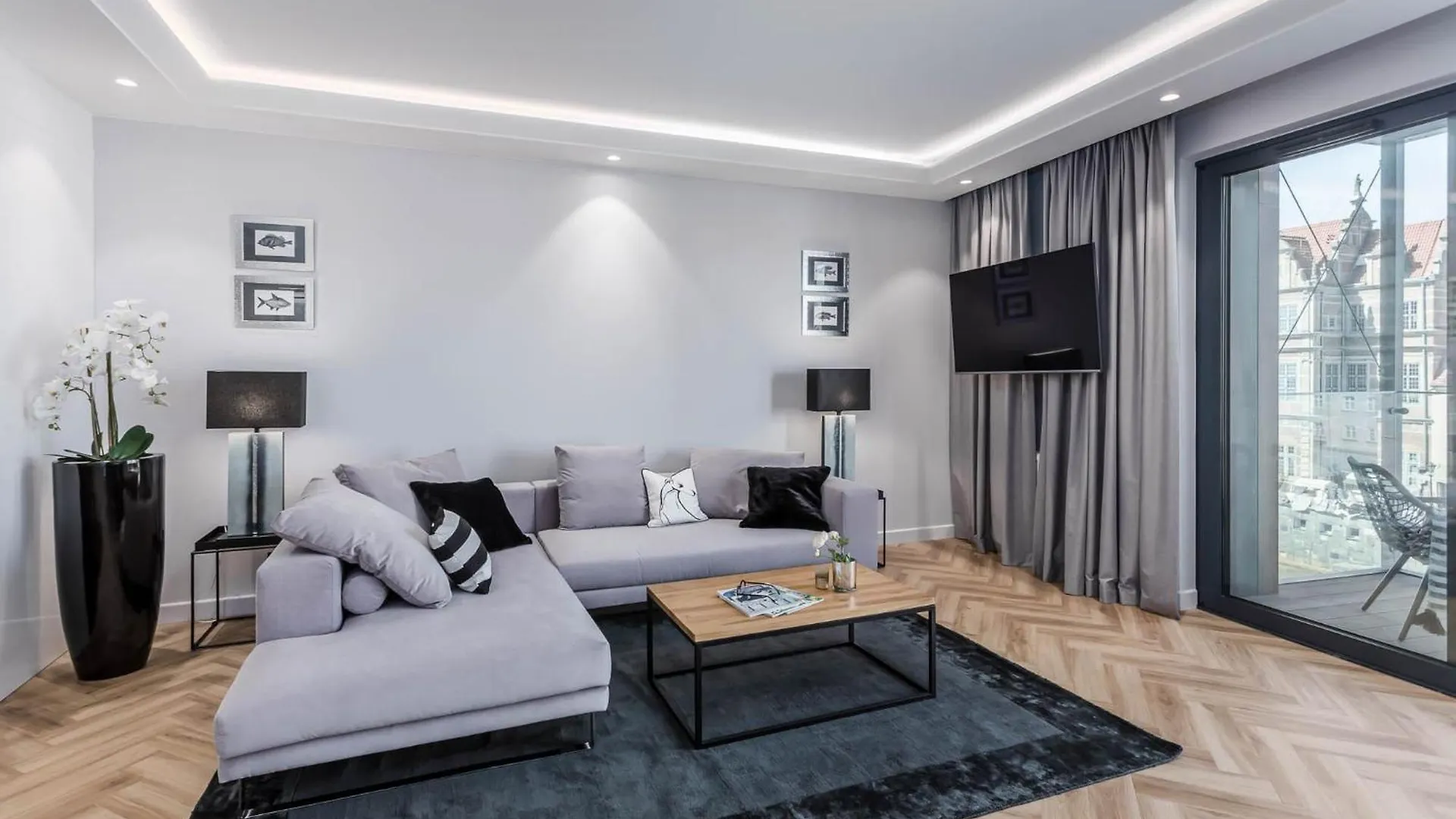 Deo Plaza - Apartamenty W Sercu Gdanska By Rent Like Home Lägenhet