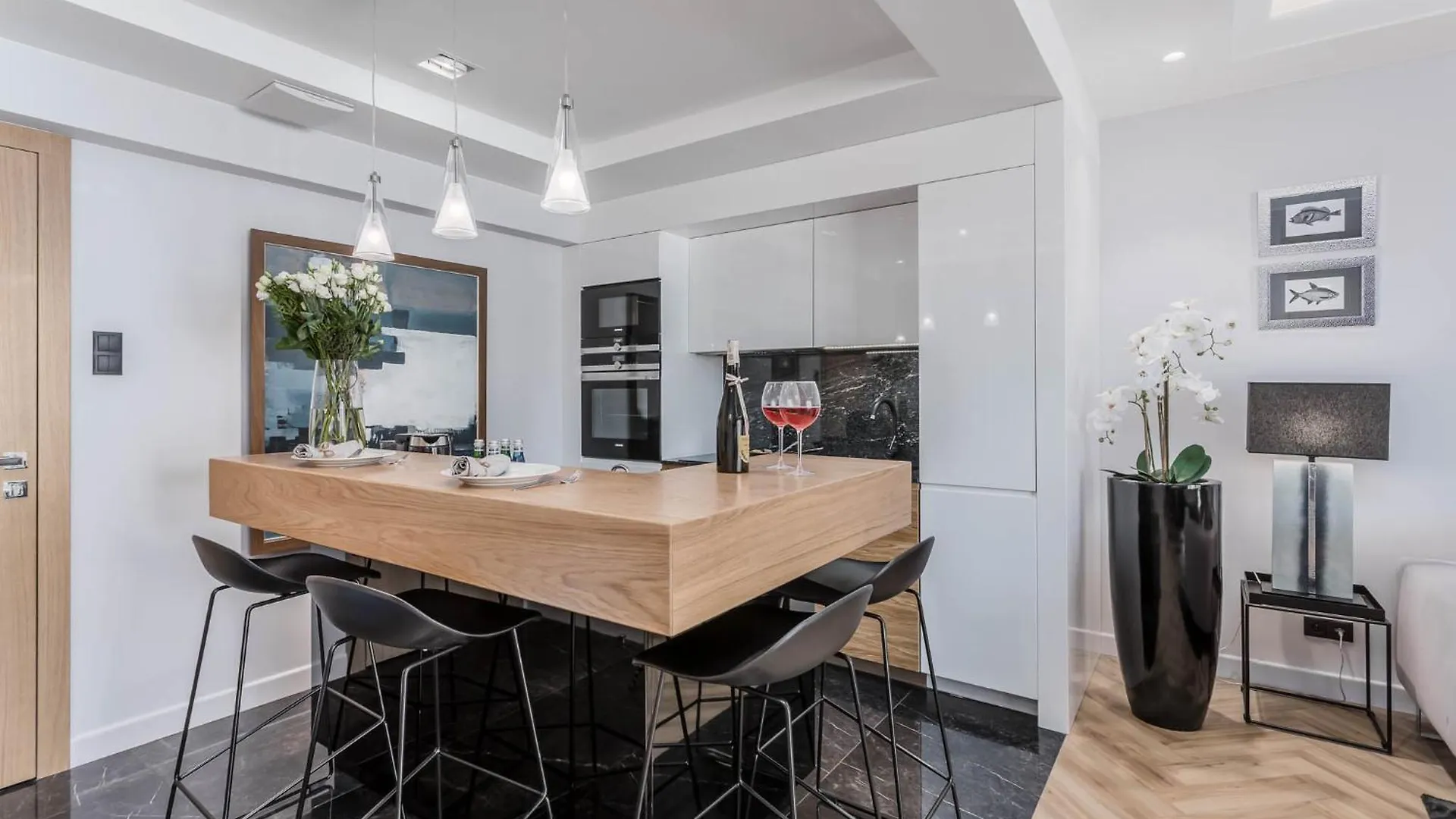 Deo Plaza - Apartamenty W Sercu Gdanska By Rent Like Home 0*, غدانسك بولندا